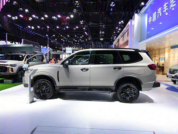 上汽大通 上汽大通MAXUS D90 Pro 2022款 2.0T 柴油四驅川藏公路版 6座