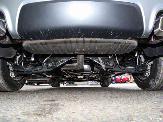 上汽通用凱迪拉克 凱迪拉克XT4 2023款 28T 兩驅(qū)尊貴型