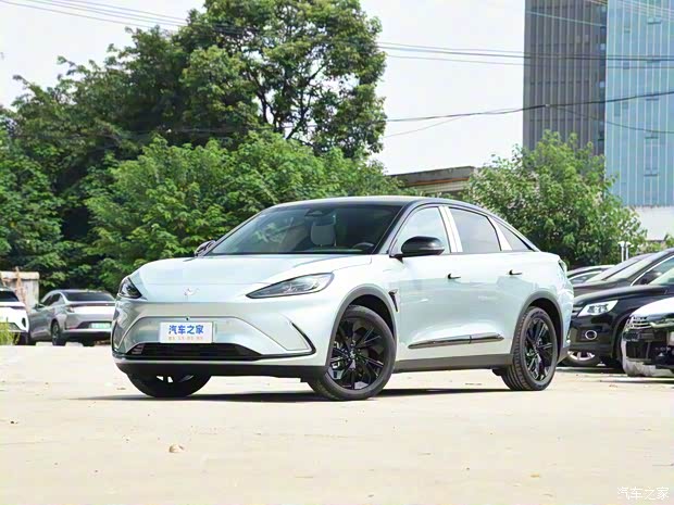 北汽新能源 極狐 阿爾法S(ARCFOX αS) 2023款 735E 森林版 175kW 北汽新能源 極狐 阿爾法S(ARCFOX αS) 2023款 735E 森林版 175kW