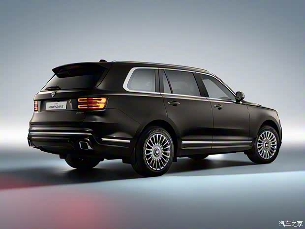 Aurus Komendant 2022款 基本型 Aurus Komendant 2022款 基本型