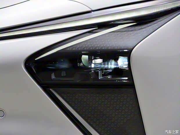 智己汽车 智己L7 2022款 天使轮版