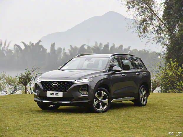 北京现代 胜达 2019款 380T 四驱高配型