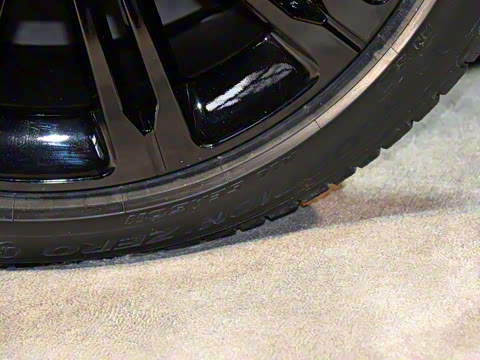 2023款 3.0 L6 400PS 典范加长版 2023款 3.0 L6 400PS 典范加长版