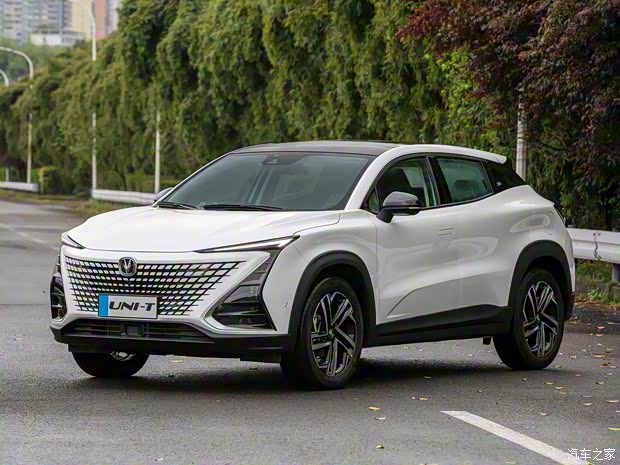 长安汽车 长安UNI-T 2020款 1.5T 时尚版 长安汽车 长安UNI-T 2020款 1.5T 时尚版