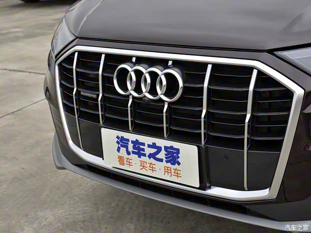 奥迪(进口) 奥迪Q7 2020款 55 TFSI quattro S line运动型 奥迪(进口) 奥迪Q7 2020款 55 TFSI quattro S line运动型