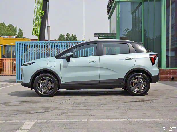 幾何汽車 幾何E 2022款 401km 幾何汽車 幾何E 2022款 401km