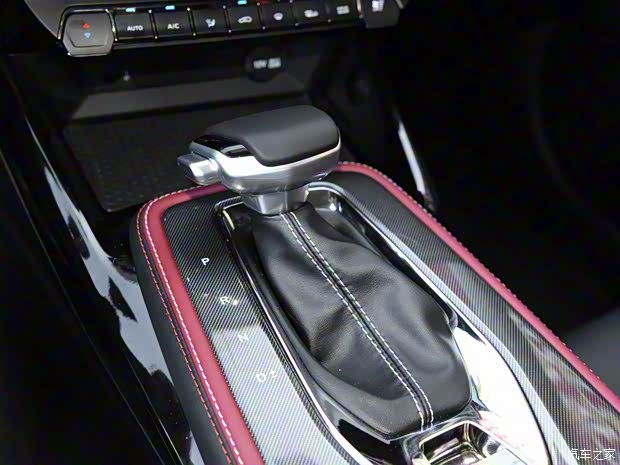 長(zhǎng)安汽車 長(zhǎng)安歐尚X5 2021款 1.5T DCT旗艦型