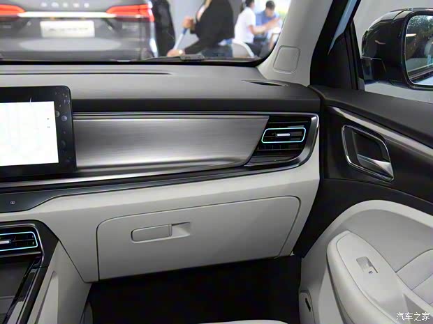 上汽集團(tuán) 龍貓 2022款 1.5L 靈動(dòng)貓貓版