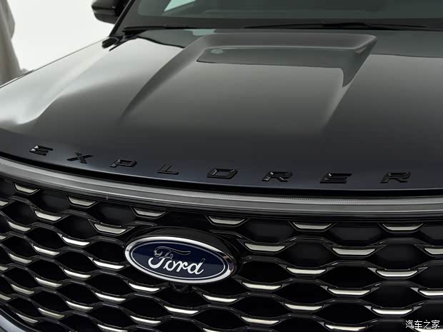 长安福特 探险者 2023款 EcoBoost 285 四驱ST-LINE 6座