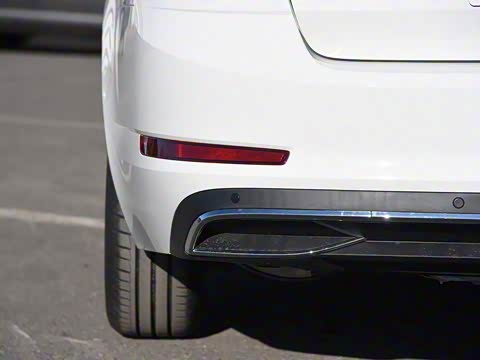 2019款 1.5L 自动豪华版 2019款 1.5L 自动豪华版