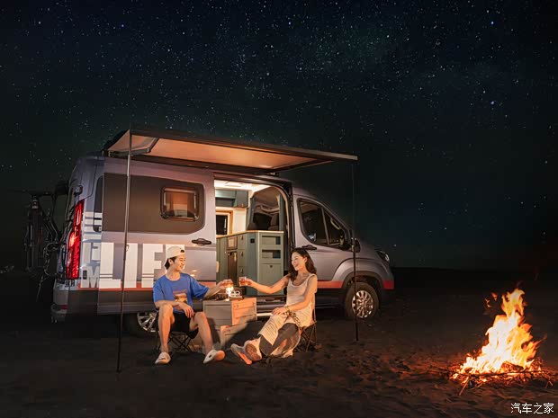 上汽大通 上汽大通MAXUS V90房车 2023款 2.0T 旅行家RVLIFE乐玩版 上汽大通 上汽大通MAXUS V90房车 2023款 2.0T 旅行家RVLIFE乐玩版