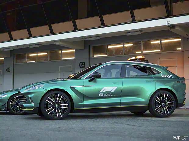 阿斯頓·馬丁 阿斯頓·馬丁DBX 2022款 F1 Medical Car