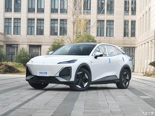 深蓝汽车 深蓝S7 2023款 520Pro纯电版 深蓝汽车 深蓝S7 2023款 520Pro纯电版