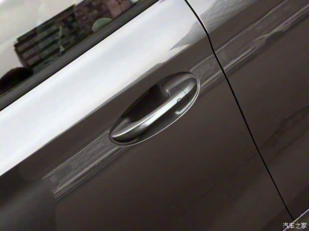 上汽集团 名爵5 2021款 180DVVT CVT青春旗舰版