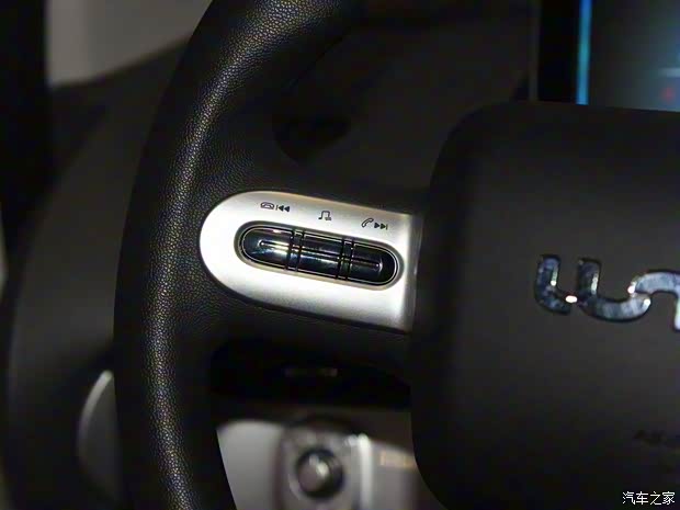 長(zhǎng)安汽車 長(zhǎng)安LUMIN 2022款 210km 基本型