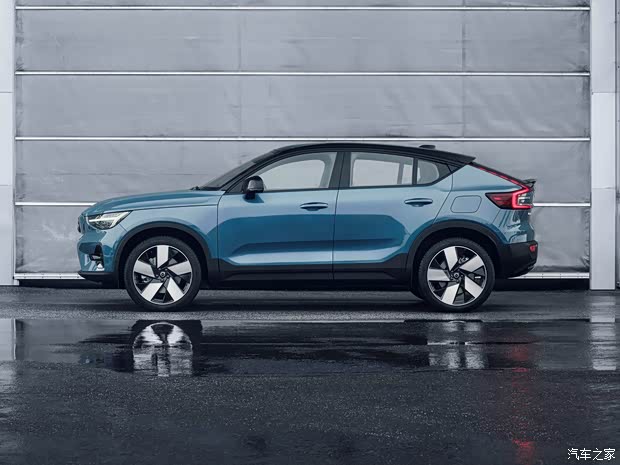 沃尔沃(进口) 沃尔沃C40 2021款 基本型 沃尔沃(进口) 沃尔沃C40 2021款 基本型