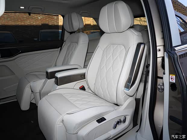 上汽大众 威然 2022款 380TSI 尊贵版