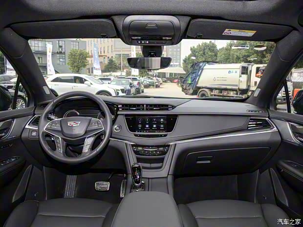 上汽通用凱迪拉克 凱迪拉克XT5 2023款 2.0T 四驅(qū)尊貴型（至臻版）