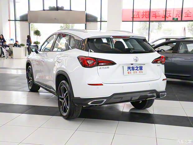 上汽集团 MG ONE 2022款 β-科技时尚系列 1.5T 标准版