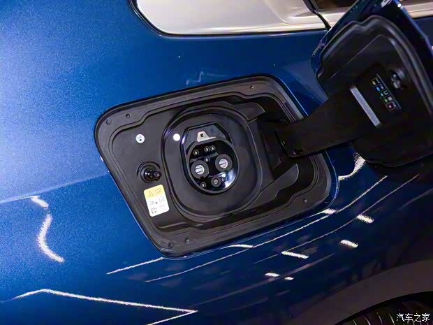 華晨寶馬 寶馬i5 2024款 eDrive 40L  豪華套裝