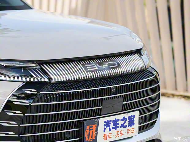 比亞迪 護衛(wèi)艦07 2022款 DM-i