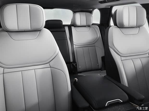 路虎(進(jìn)口) 攬勝運(yùn)動(dòng)版新能源 2023款 P510e First Edition