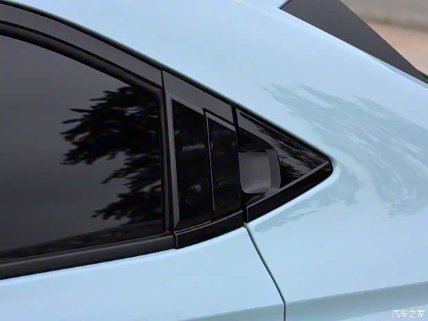 广汽本田 e:NP1 极湃1 2022款 510km 绽极版