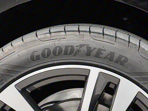 2025款 40 TFSI 豪华动感型 2025款 40 TFSI 豪华动感型