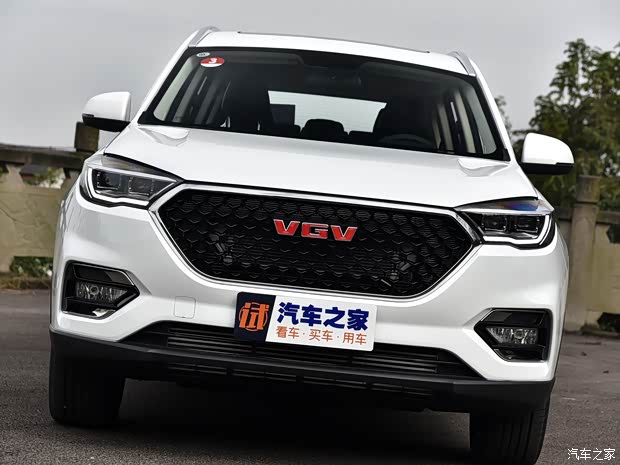 潍柴汽车 潍柴汽车U70 2020款 1.5T 自动智享豪华版 7座