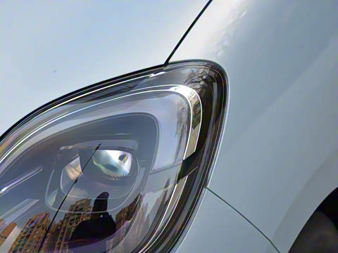 2025款 四门版 臻享+款 2025款 四门版 臻享+款