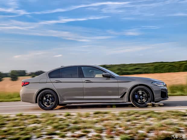 寶馬(進(jìn)口) 寶馬5系新能源(進(jìn)口) 2021款 545e xDrive