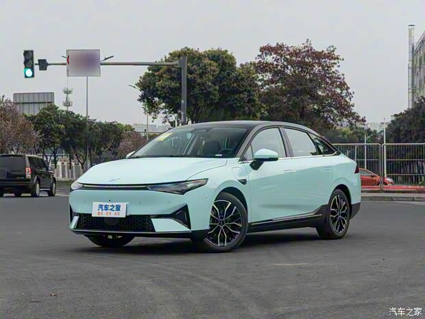 小鹏汽车 小鹏P5 2022款 460E+ 小鹏汽车 小鹏P5 2022款 460E+