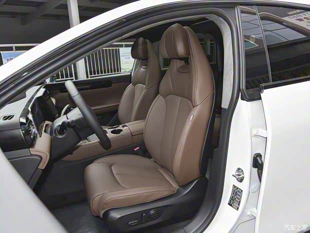 零跑汽车 零跑C01 2022款 后驱长续航版