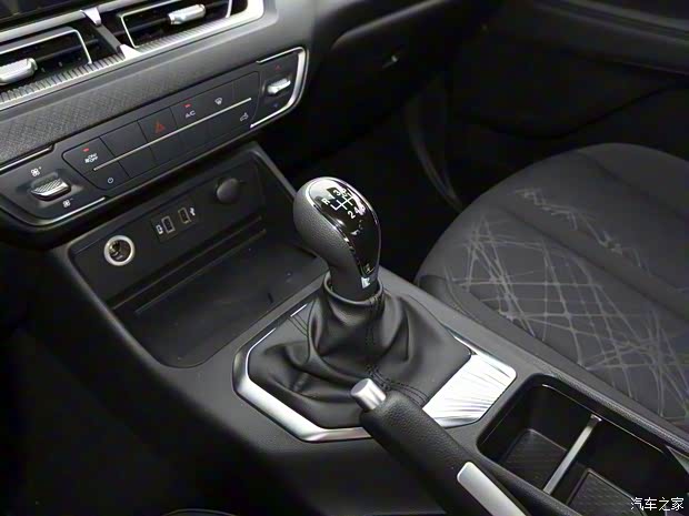 长城汽车 炮 2022款 汽油两驱金刚炮