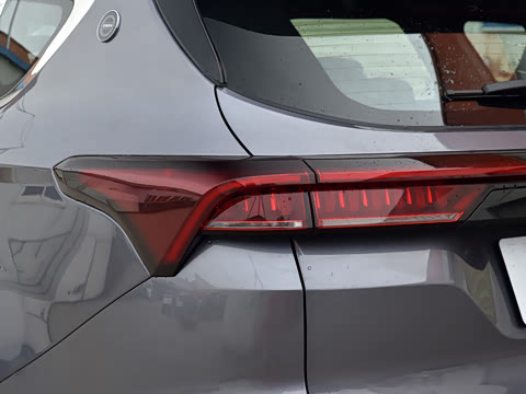 2025款 冠军版 1.5T DCT冠军PRO 5座 2025款 冠军版 1.5T DCT冠军PRO 5座