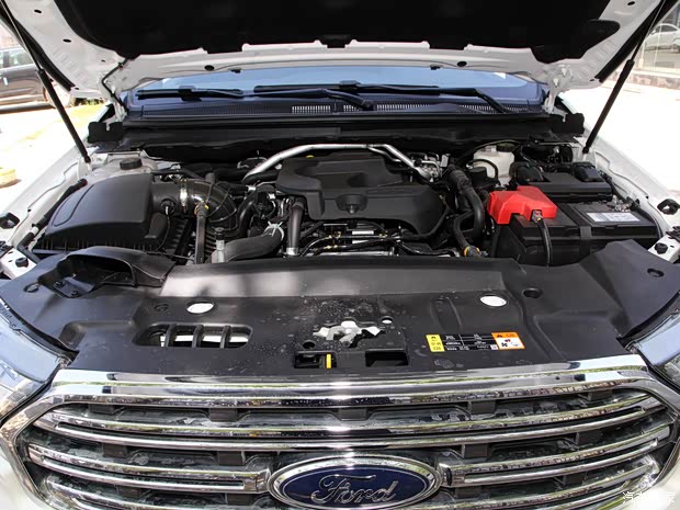 江鈴福特 撼路者 2020款 2.3T 汽油自動(dòng)四驅(qū)旗艦版 7座 國(guó)VI