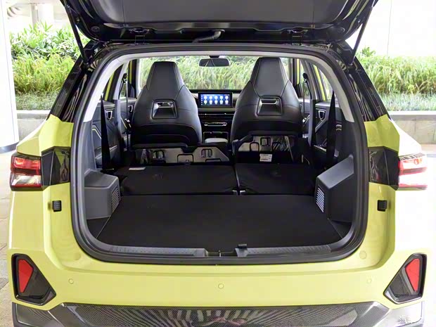 上汽通用五菱 五菱星驰 2022款 1.5T 基本型 上汽通用五菱 五菱星驰 2022款 1.5T 基本型