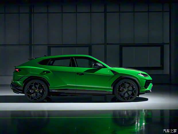 兰博基尼 Urus 2022款 Performante