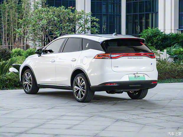 比亚迪 唐新能源 2020款 DM 2.0T 双擎四驱尊贵型 比亚迪 唐新能源 2020款 DM 2.0T 双擎四驱尊贵型