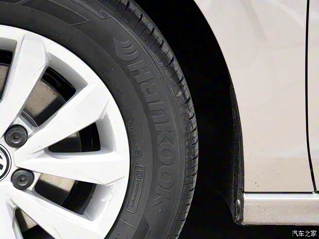 一汽-大眾 寶來 2019款 1.5L 手動時尚型