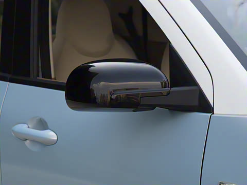 2025款 四门版 臻享+款 2025款 四门版 臻享+款