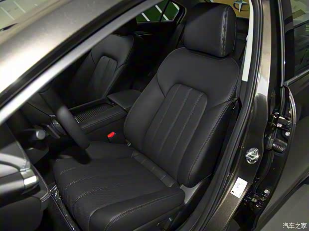 一汽马自达 阿特兹 2020款 2.0L 蓝天尊贵版