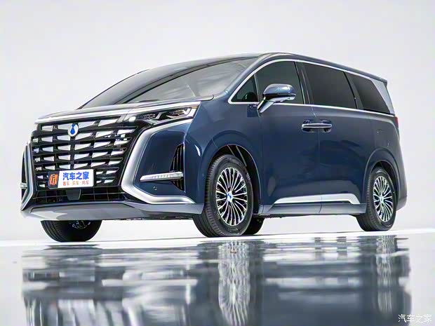 騰勢(shì)汽車 騰勢(shì)D9 2022款 DM-i 970 四驅(qū)旗艦型