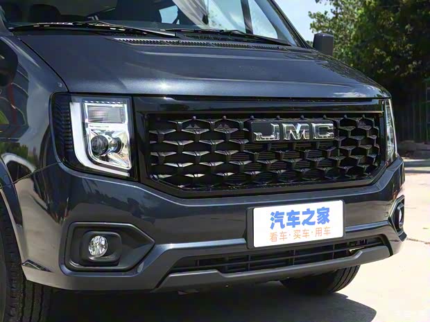 江鈴汽車(chē) 江鈴福順 2022款 2.0T柴油多功能乘用車(chē)中軸中高頂6-7座JX4D20A6H