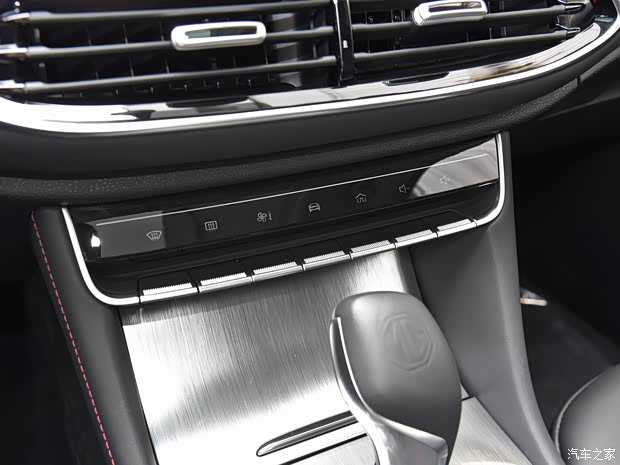 上汽集团 名爵HS 2019款 20T 自动两驱超越版 上汽集团 名爵HS 2019款 20T 自动两驱超越版