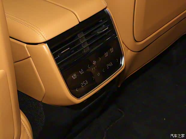 领克 领克09新能源 2024款 EM-P 基本型 六座 领克 领克09新能源 2024款 EM-P 基本型 六座