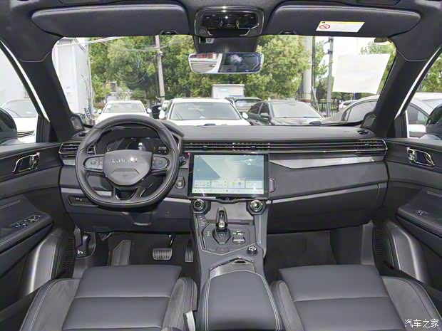 領(lǐng)克 領(lǐng)克01 2024款 2.0TD 四驅(qū)勁Halo