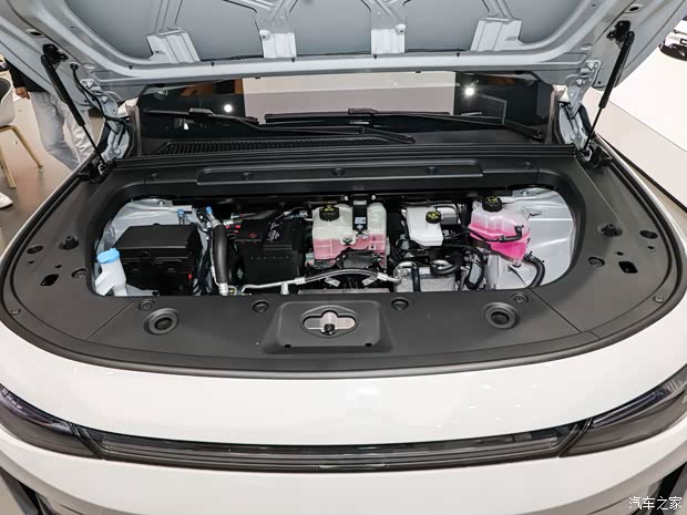 零跑汽车 零跑C10 2024款 530舒享版 零跑汽车 零跑C10 2024款 530舒享版