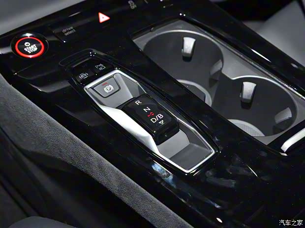 奧迪(進口) 奧迪SQ6 e-tron 2024款 基本型 奧迪(進口) 奧迪SQ6 e-tron 2024款 基本型