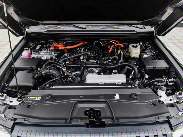 一汽丰田 普拉多 2024款 2.4T UN版 5座 一汽丰田 普拉多 2024款 2.4T UN版 5座